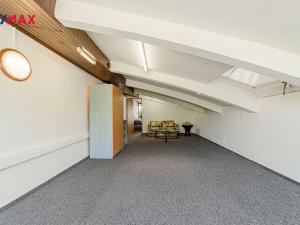 Prodej restaurace, Havířov - Šumbark, U Nádraží, 595 m2