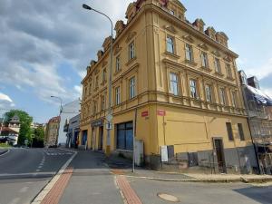 Prodej bytu 3+kk, Karlovy Vary, Na Vyhlídce, 94 m2