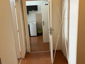 Pronájem bytu 2+kk, Praha - Karlín, Pernerova, 46 m2