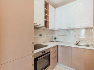 Prodej bytu 3+kk, Tivat, Černá Hora, 64 m2