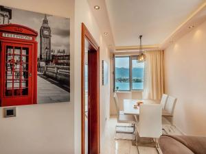 Prodej bytu 3+kk, Tivat, Černá Hora, 64 m2