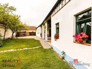 Prodej rodinného domu, Perná, 403 m2