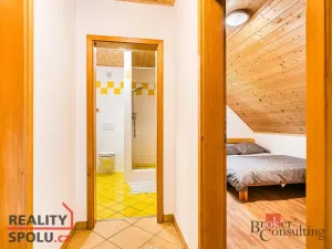 Prodej rodinného domu, Perná, 403 m2