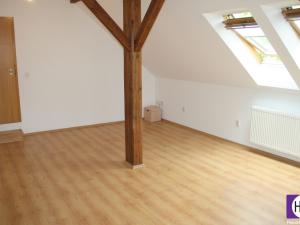 Pronájem bytu 3+kk, Králův Dvůr, náměstí Míru, 109 m2