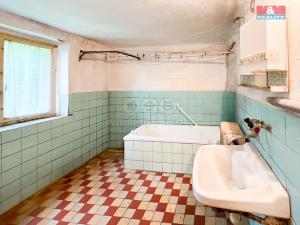 Prodej rodinného domu, Měčín - Hráz, 300 m2