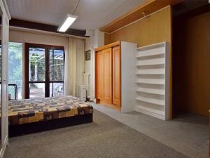 Pronájem bytu 1+1, Praha - Hlubočepy, Pod Ateliéry, 50 m2
