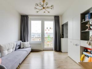 Pronájem bytu 2+kk, Praha - Dolní Měcholupy, Honzíkova, 54 m2