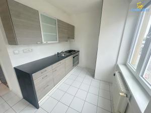 Pronájem bytu 3+kk, Praha - Vršovice, Kubánské náměstí, 94 m2