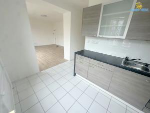 Pronájem bytu 3+kk, Praha - Vršovice, Kubánské náměstí, 94 m2
