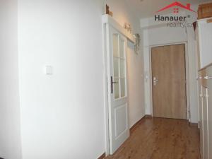 Pronájem bytu 2+kk, Ústí nad Labem - Střekov, Železničářská, 69 m2