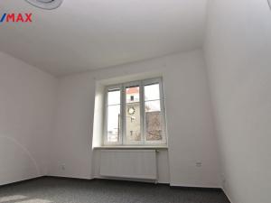 Pronájem bytu 1+1, Olomouc, Husova, 70 m2