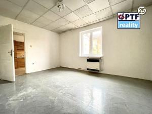 Pronájem bytu 1+1, Plzeň, Sladkovského, 38 m2