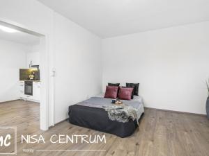 Pronájem bytu 2+kk, Jablonec nad Nisou, Spojovací, 36 m2