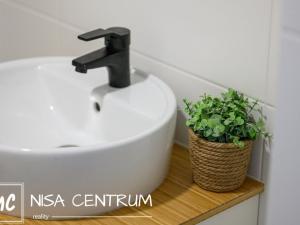 Pronájem bytu 2+kk, Jablonec nad Nisou, Spojovací, 36 m2
