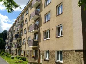 Prodej bytu 2+1, Meziboří, Okružní, 62 m2