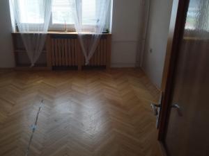 Prodej bytu 2+1, Meziboří, Okružní, 62 m2