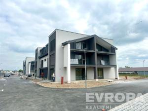 Prodej bytu 2+kk, Vysoký Újezd, Ke Kuchaři, 69 m2