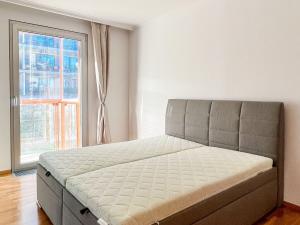 Pronájem bytu 3+kk, Praha - Vinohrady, Korunní, 76 m2