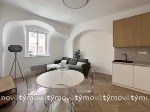 Pronájem bytu 2+kk, Pardubice, Zámecká, 41 m2
