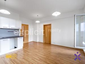 Pronájem bytu 2+kk, Zlín, Podlesí II, 52 m2