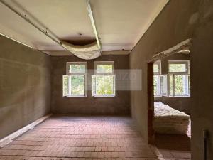 Prodej půdního prostoru, Karlovy Vary, Sadová, 150 m2