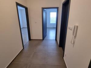 Pronájem bytu 2+kk, Pardubice - Zelené Předměstí, Pod Vinicí, 64 m2