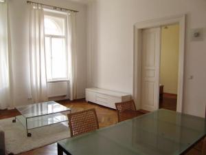 Pronájem bytu 2+kk, Praha, Malátova, 62 m2