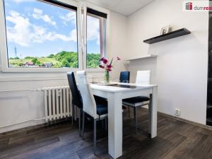 Prodej bytu 3+1, Ústí nad Labem - Neštěmice, Na Výšině, 76 m2