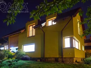 Prodej rodinného domu, Beroun - Beroun-Město, Vinařská, 215 m2