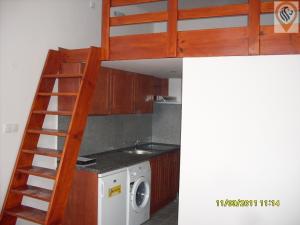 Pronájem bytu 1+kk, Praha, Freyova, 20 m2