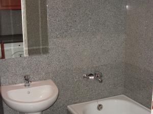 Pronájem bytu 1+kk, Praha, Freyova, 20 m2