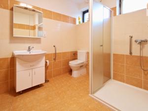 Prodej rodinného domu, Bezděkov, 180 m2