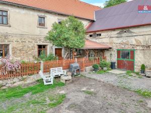 Prodej zemědělské usedlosti, Bžany, 431 m2