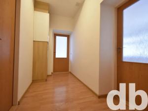 Pronájem bytu 2+kk, Karlovy Vary, Moskevská, 64 m2