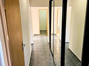 Pronájem bytu 3+1, Praha - Záběhlice, Jabloňová, 77 m2