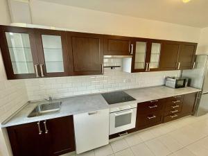 Prodej bytu 3+kk, Praha - Stodůlky, Petržílkova, 84 m2