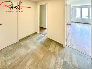 Pronájem bytu 2+kk, Praha, U Pergamenky, 60 m2
