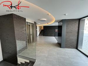 Pronájem bytu 2+kk, Praha, U Pergamenky, 60 m2