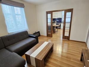 Prodej rodinného domu, Liberec - Liberec XIII-Nové Pavlovice, Libušina, 250 m2