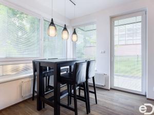 Pronájem bytu 2+kk, Praha - Zličín, Hevlínská, 47 m2