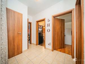 Prodej bytu 3+kk, Nehvizdy, Vyšehořovická, 68 m2