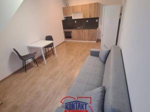 Pronájem bytu 2+kk, České Budějovice, B. Smetany, 49 m2