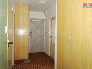 Prodej bytu 3+1, Praha - Prosek, Lovosická, 79 m2