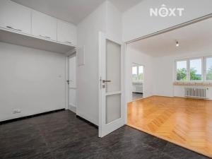Pronájem bytu 2+1, Praha - Podolí, Podolská, 67 m2