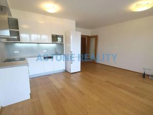 Prodej bytu 3+kk, Praha - Hloubětín, Nademlejnská, 86 m2