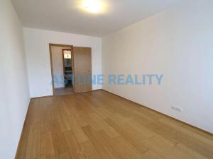 Prodej bytu 3+kk, Praha - Hloubětín, Nademlejnská, 86 m2