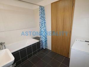 Prodej bytu 3+kk, Praha - Hloubětín, Nademlejnská, 86 m2