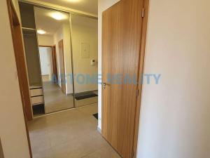 Prodej bytu 3+kk, Praha - Hloubětín, Nademlejnská, 86 m2