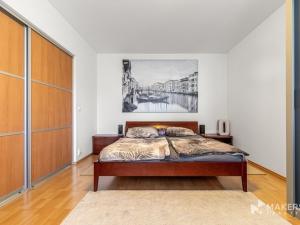 Pronájem bytu 2+kk, Praha - Podolí, Jeremenkova, 63 m2