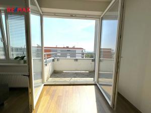 Pronájem bytu 3+kk, Praha - Zličín, Sazovická, 87 m2